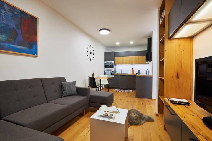 Apartament wakacyjny dla 4 osób, z ogród i sauna oraz widok w Stary Smokowiec