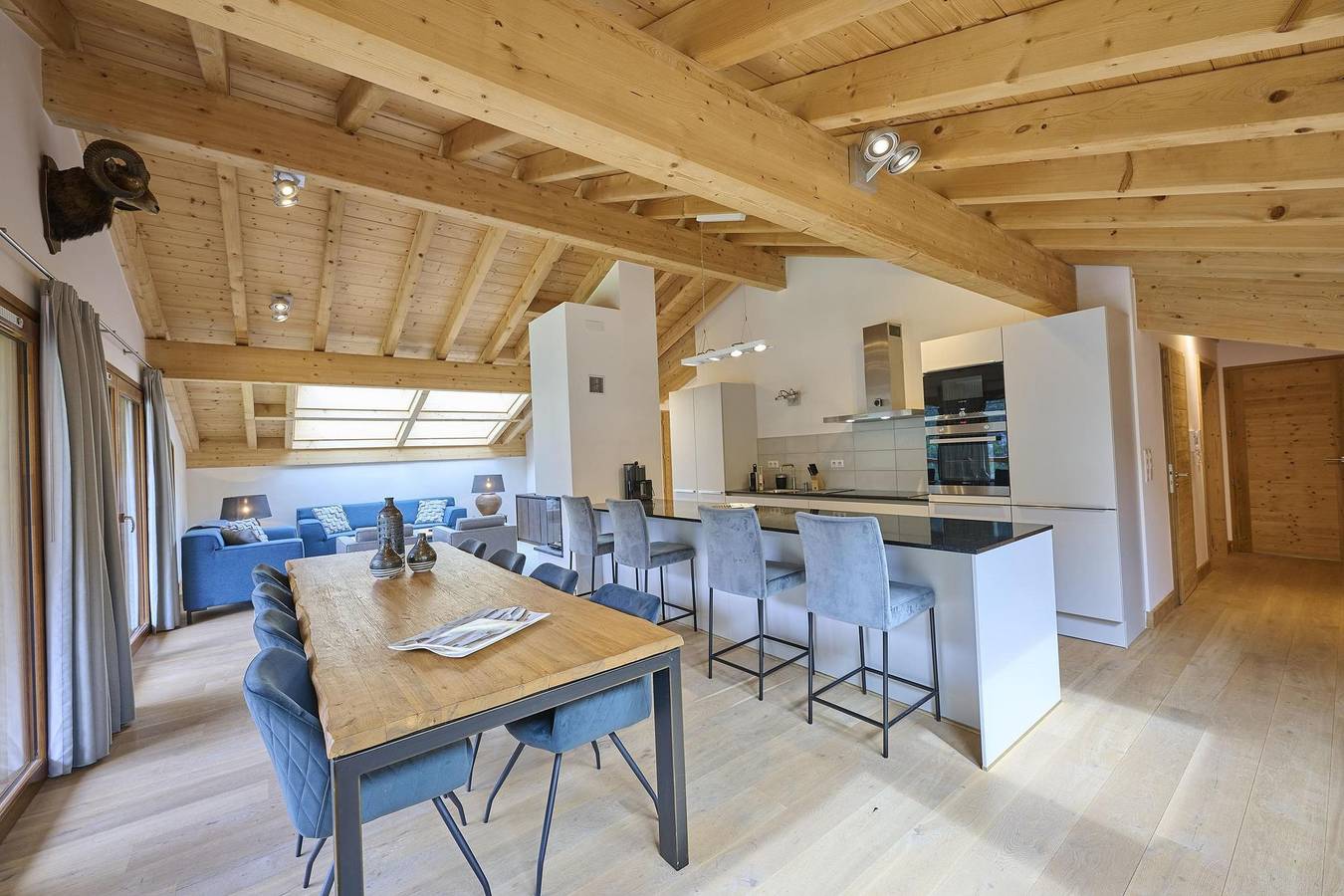 Alpchalets Portes du Soleil — Penthouse 8p. in Abondance, Les Portes du Soleil