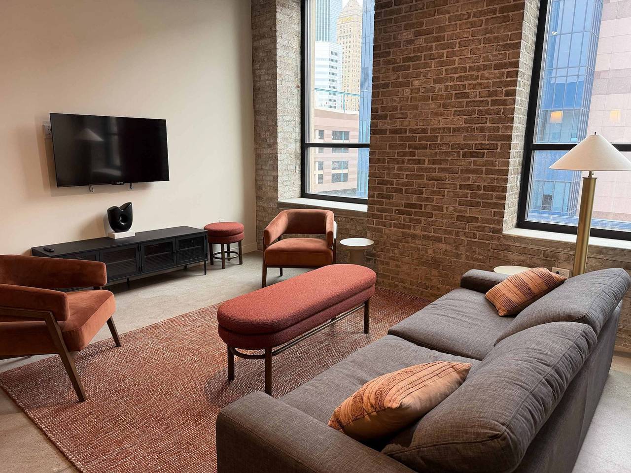 Ganze Wohnung, Roami at Century Plaza Convention Center 3Br in Minneapolis, Twin Cities