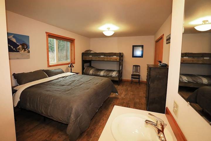 Vacation rental for 8 people, with balcony in Denali