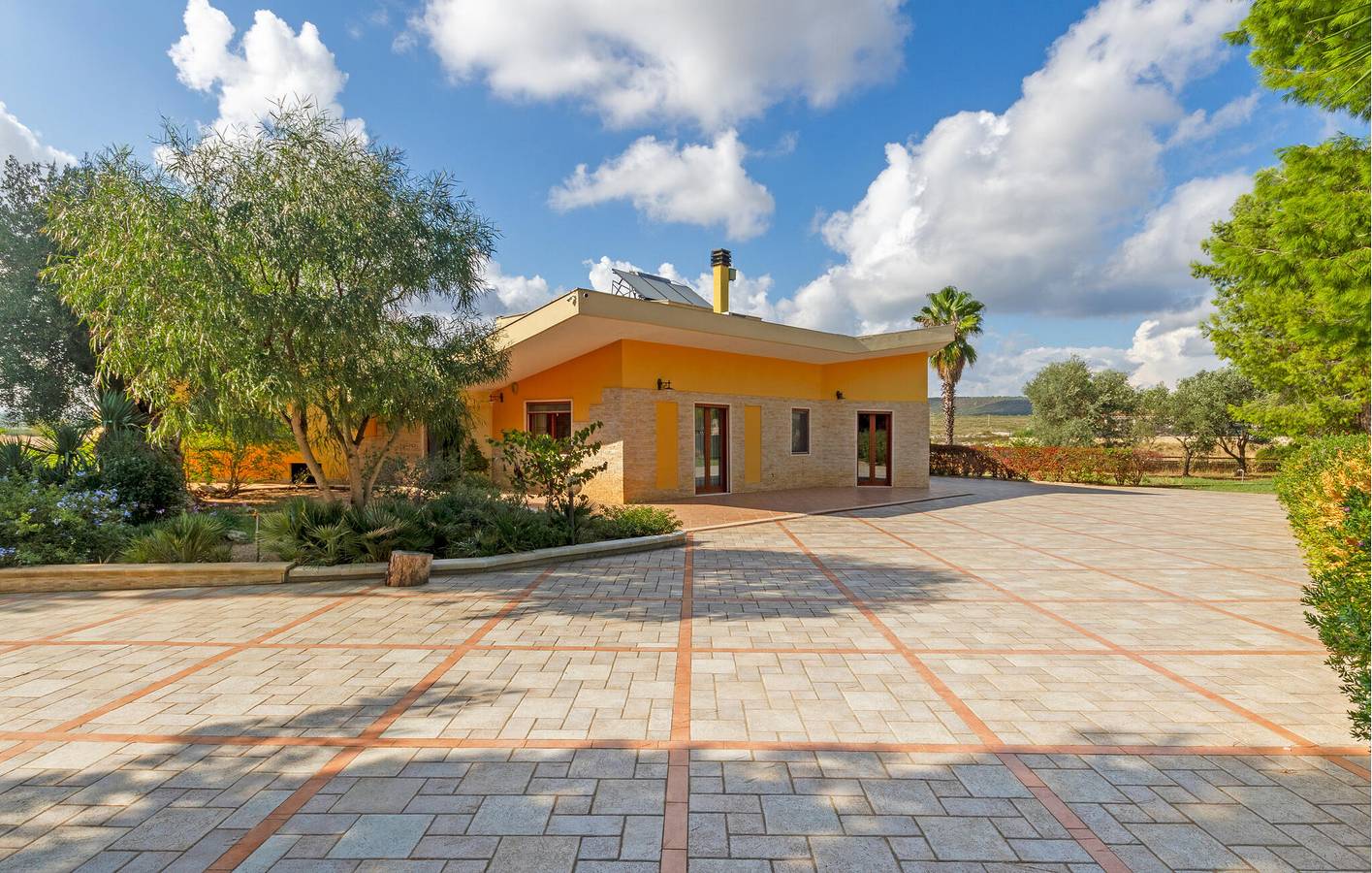 Moderno apartamento con piscina, terraza y WiFi in Grottaglie, Provincia de Taranto