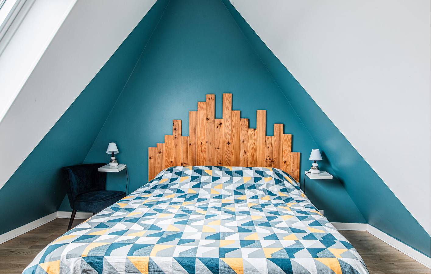 Apartamento vacacional entero, Alojamiento acogedor a 1 km de la playa: cama de matrimonio, wifi, televisión y aparcamiento en la calle in Lézardrieux, Costa de granito rosa