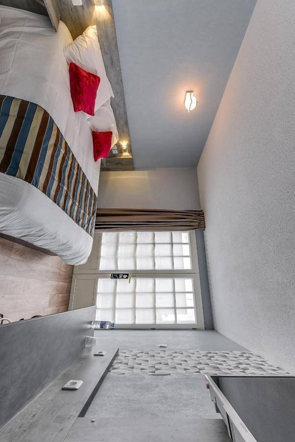 Hôtel pour 2 personnes, avec terrasse, animaux acceptés à Thouars - 3