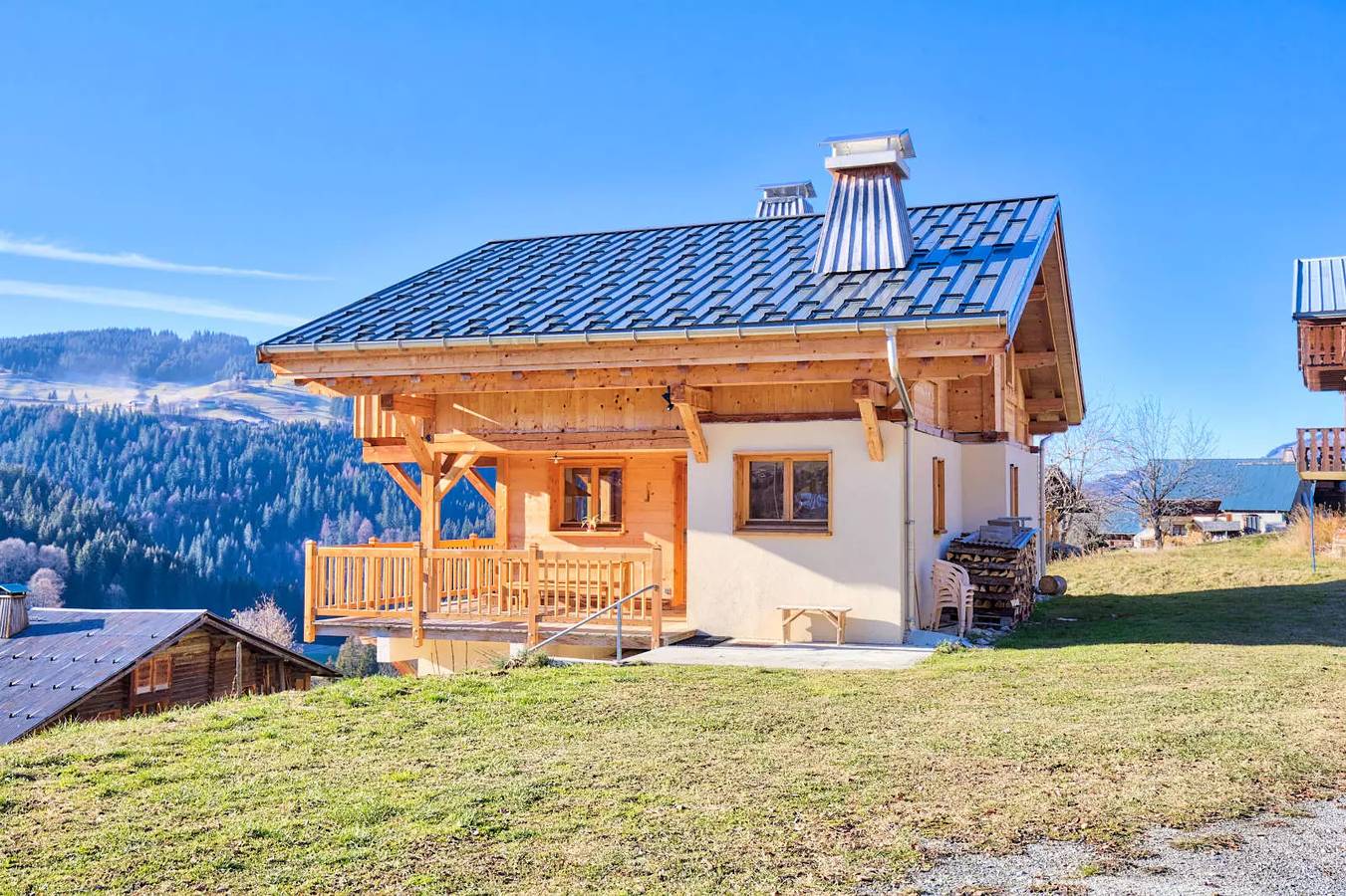 Charmant chalet typique avec de superbes vues montagnes in Notre-Dame-de-Bellecombe, Région d'Albertville