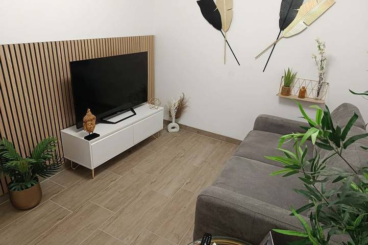 Hyper Istres Duplex in Istres, Mittelmeerküste (Frankreich)