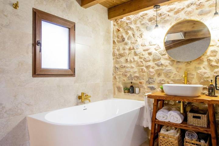 Gîte pour 4 personnes, avec balcon et vue dans Onda - 4