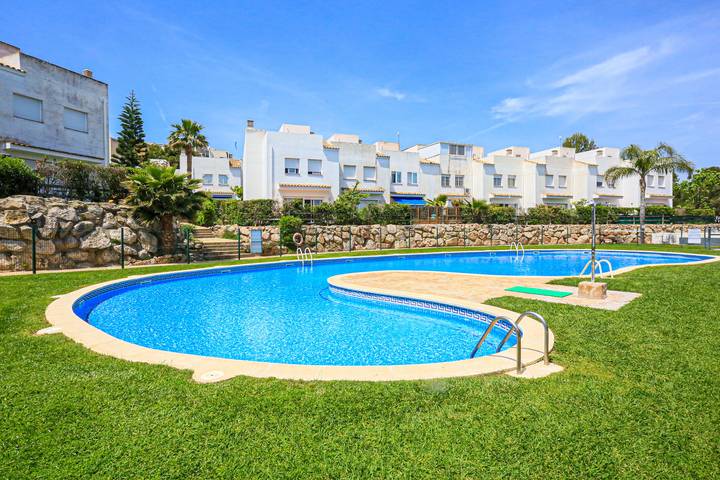 Location de vacances pour 7 personnes, avec piscine et jardin à Salou - 2