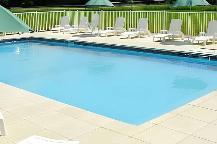 Maison de vacances pour 8 personnes, avec piscine et jardin, animaux acceptés