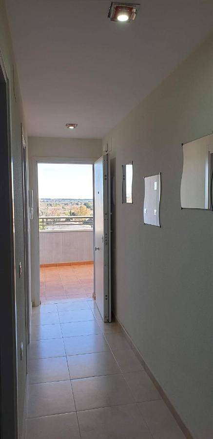 Gîte pour 4 personnes, avec vue et jardin ainsi que terrasse et piscine à Torreblanca - 3