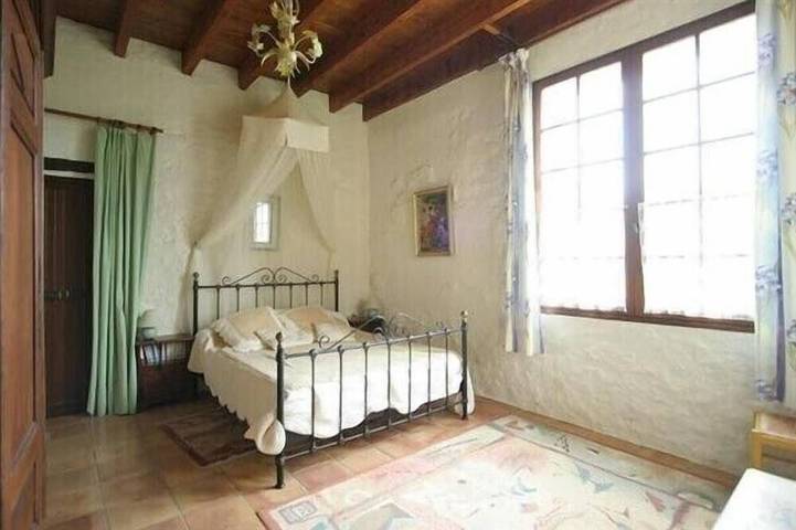 Location de vacances pour 25 personnes, avec jardin ainsi que sauna et jacuzzi à Singleyrac - 4