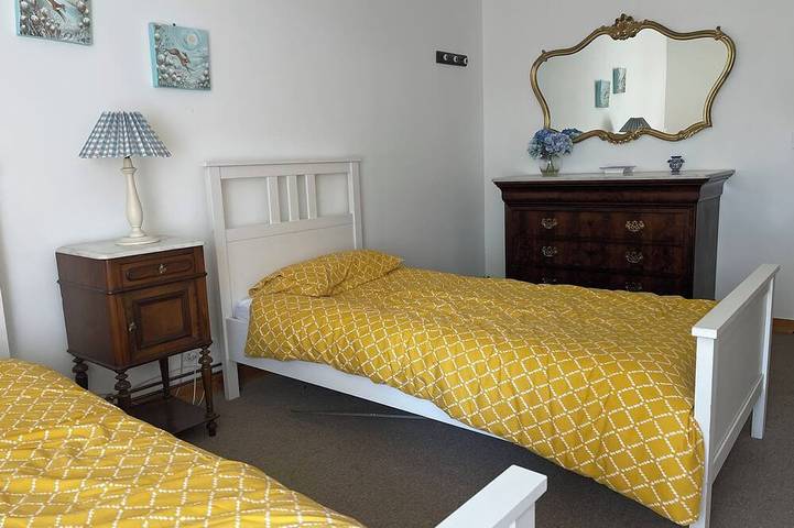 Location de vacances pour 12 personnes, avec jardin à Guitté - 4