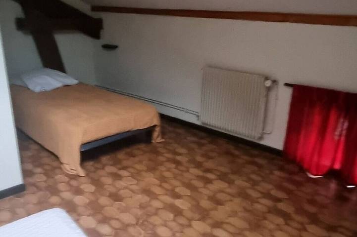 Location de vacances pour 16 personnes, avec balcon et jardin à Saint-Étienne-de-Fontbellon - 4
