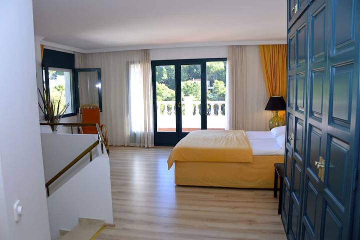 Finca für 9 Personen, mit Balkon in Pals - 4