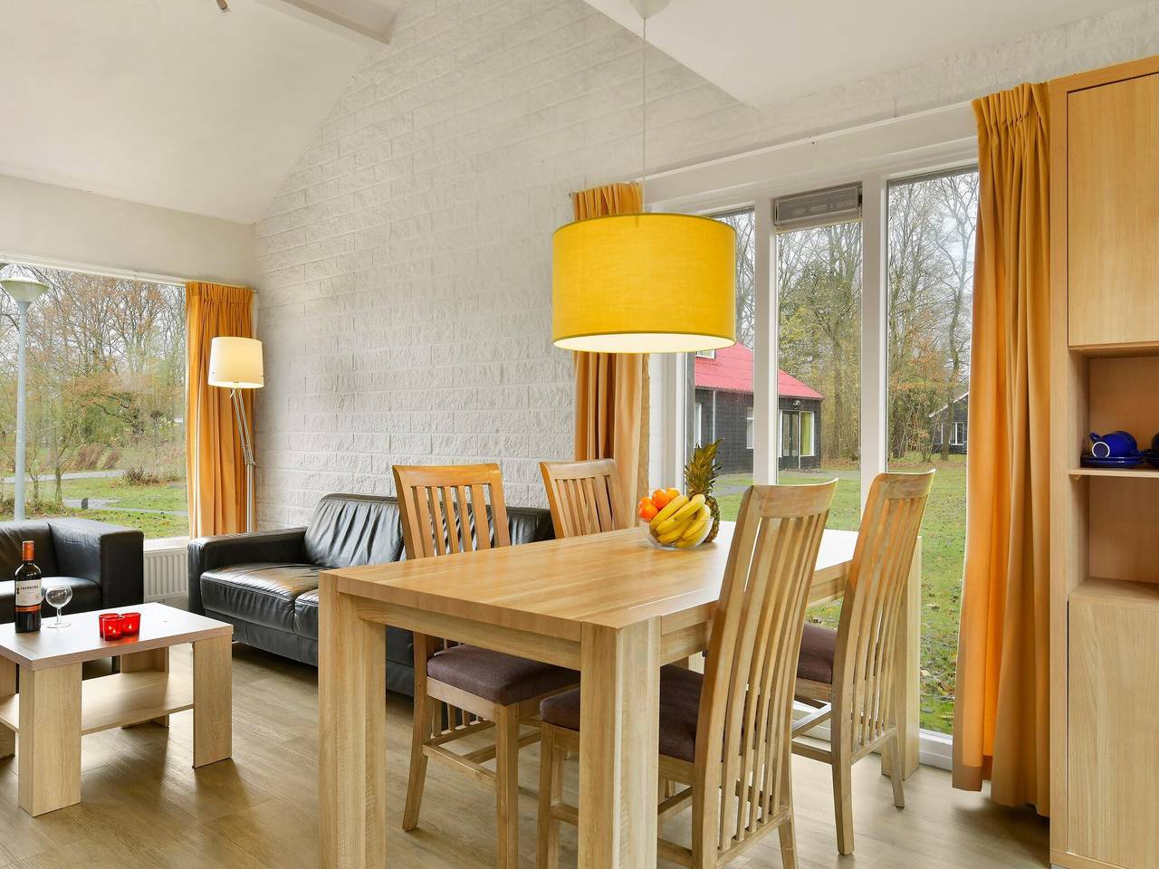 Übernachtung im bewaldeten Park in Drenthe in Drenthe