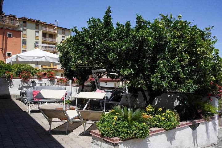 B&b per 2 persone, con Terrazza e Giardino nonché Panorama a Gragnano