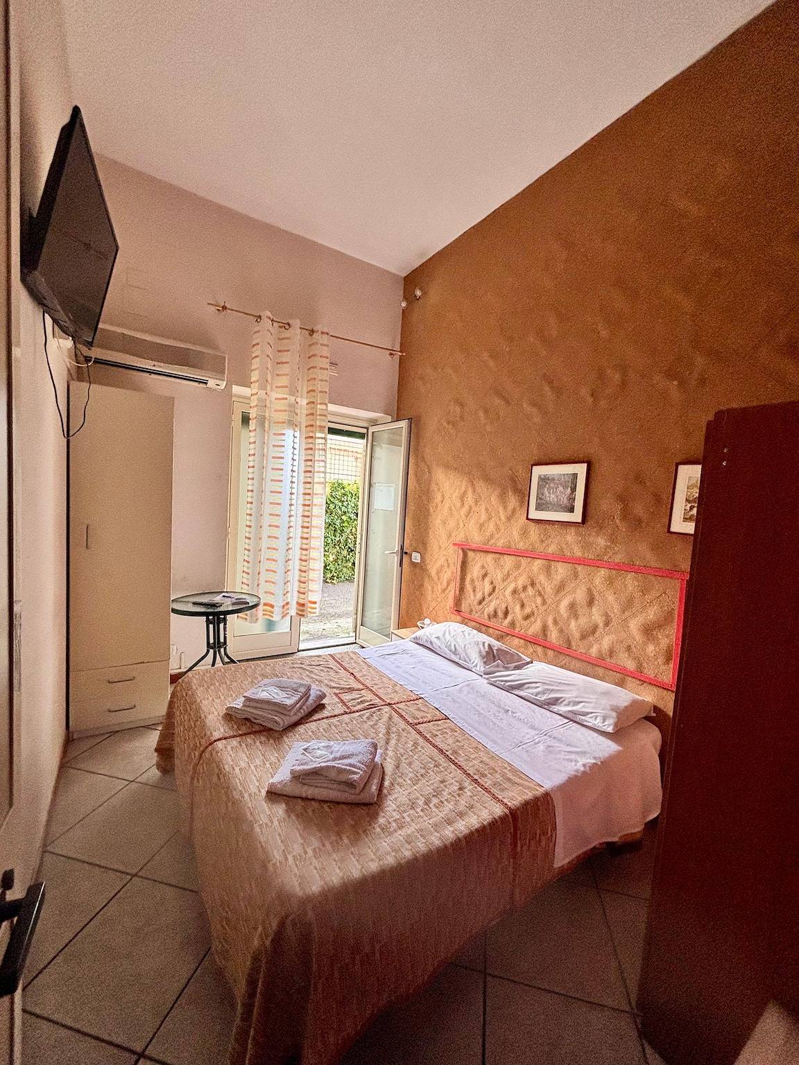 B&B Minicurcu, camere doppie in Acireale, Catania Province
