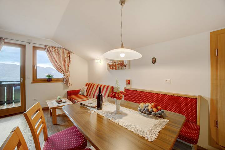 Ferienwohnung für 4 Personen, mit Garten im Dorf Tirol - 2