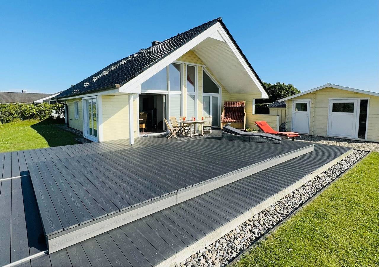 Sealect-Hus 5 direkt an der Nordsee nahe St. Peter Ording - mit Sauna, Whirlpool und Kamin in Wesselburenerkoog, Dithmarschen