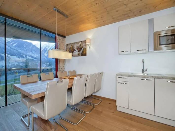 Bergpenthouse im obersten Stock für 8 Personen in Neukirchen am Großvenediger, Pinzgau