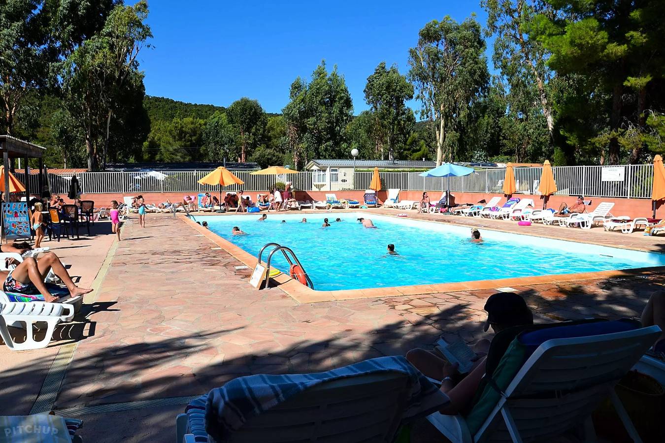Mobil-Home 3 Rooms 4 People Air-conditioned + Tv in La Londe-les-Maures, Toulon region