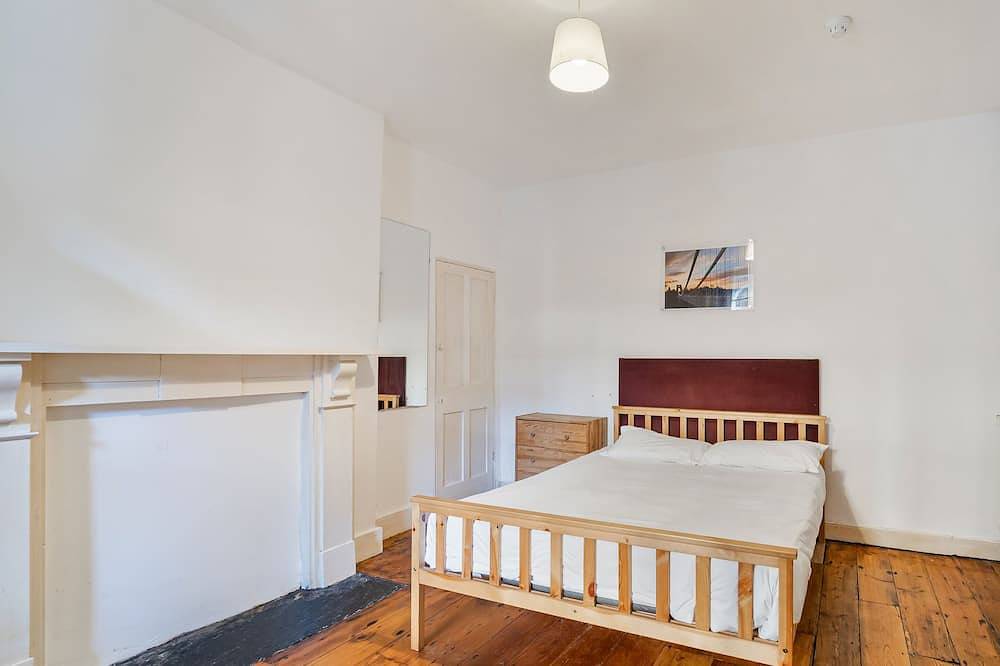 Groß-Doppelzimmer-Gemeinsames Badezimmer in Bristol, Südwestengland