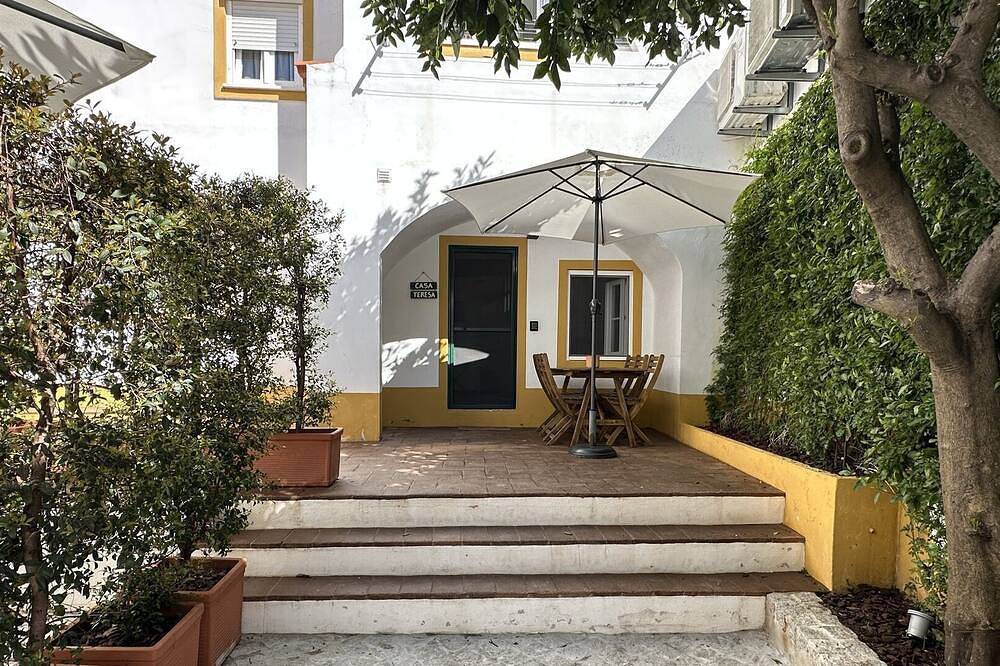 Casa Teresa | Lovely 3 bedrooms house with a courtyard in the heart of Évora in Évora, Évora District
