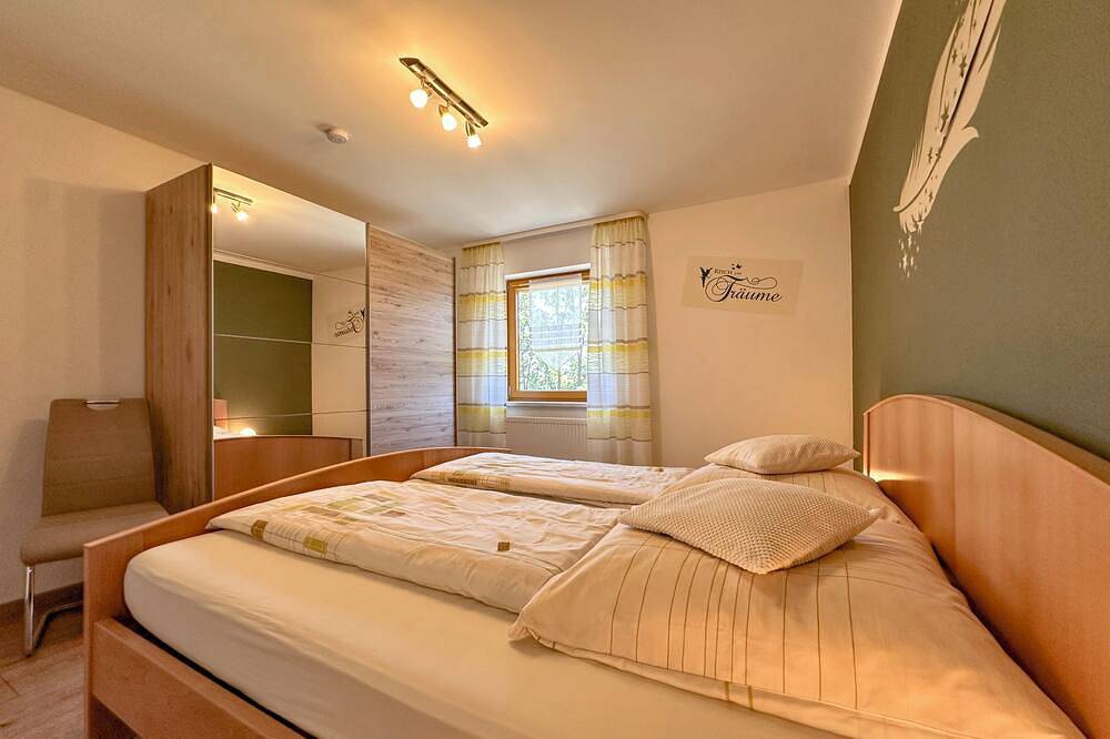 Ganze Wohnung, Große Wohnung mit Infrarotsauna und Whirlpool in Prackenbach, Ostbayern
