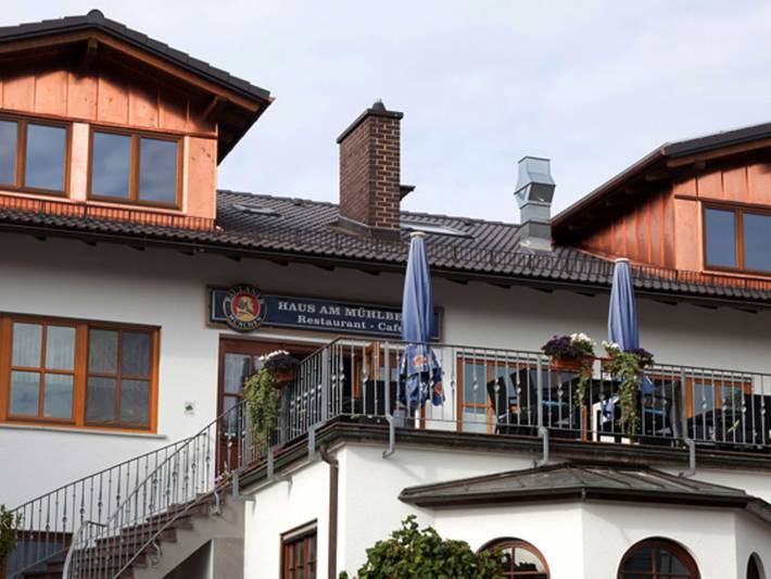 Ferienwohnung für 5 Personen, mit Pool und Ausblick sowie Garten in Modautal