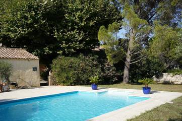 Maison d’hôte pour 3 personnes, avec jardin et piscine, adapté aux familles à Rochegude