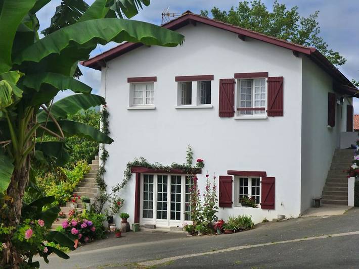 Appartement de vacances pour 7 personnes, avec balcon et jardin