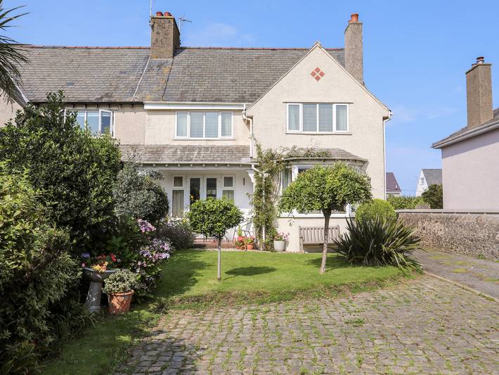 Holiday rental for 7 people, with Garden in Nefyn