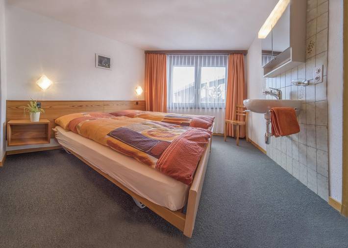 Entire holiday apartment, 4-bed apartment Nr. 1 in Saas-Fee, Wallisian Alps