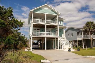 Vacation House for 11 Guests in Oak Island (NC), Brunswick County, Picture 2