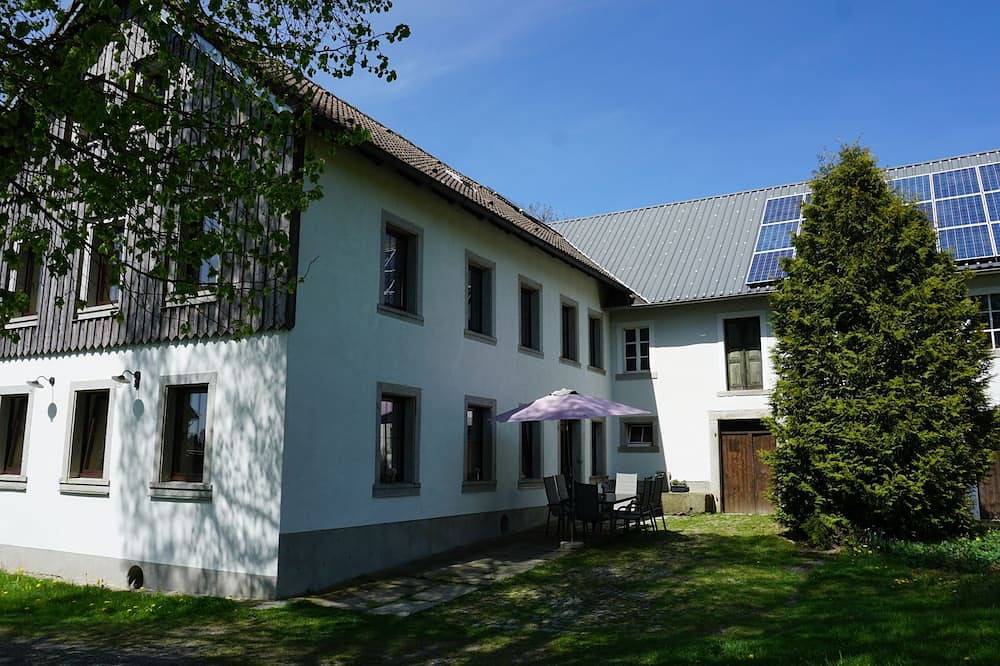 Ganze Wohnung, Ferienwohnung im Bauernhaus im Fichtelgebirge in Gefrees, Landkreis Bayreuth
