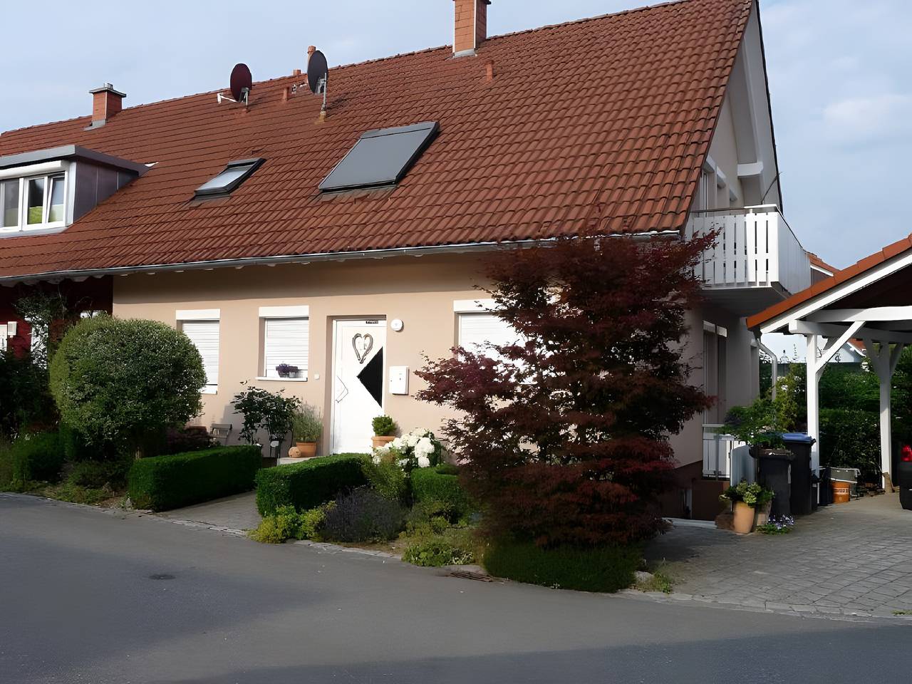 Ganze Wohnung, Ferienwohnung Regina mit Balkon und Wlan in Wettelbrunn, Schwarzwald in Wettelbrunn, Staufen im Breisgau