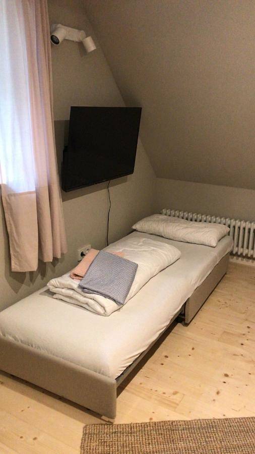 Ferienhaus für 7 Personen, mit Terrasse und Garten sowie Pool und Sauna in Puttgarden - 2