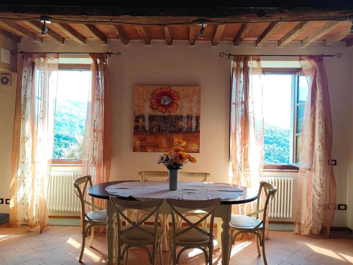 Double Room with Private Bathroom in Castagneto Carducci, Etruskische kust