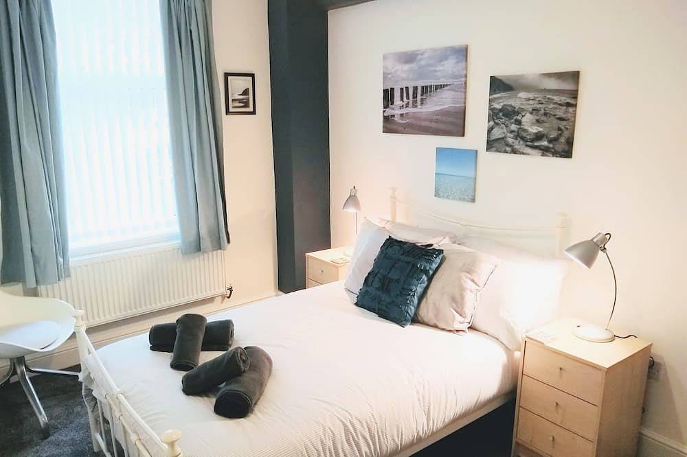 Ganze Wohnung, Apartment-Komfort-Eigenes Badezimmer-Strassenblick in St Helens, Nordwestengland