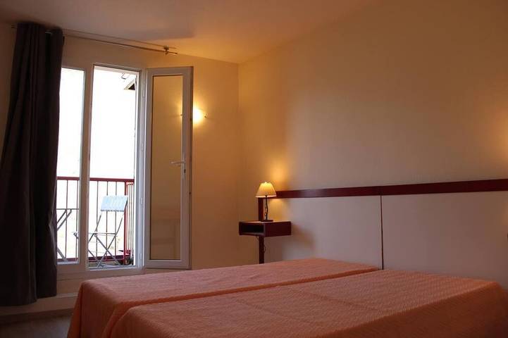 Location de vacances pour 6 personnes, avec balcon à Coursegoules - 2