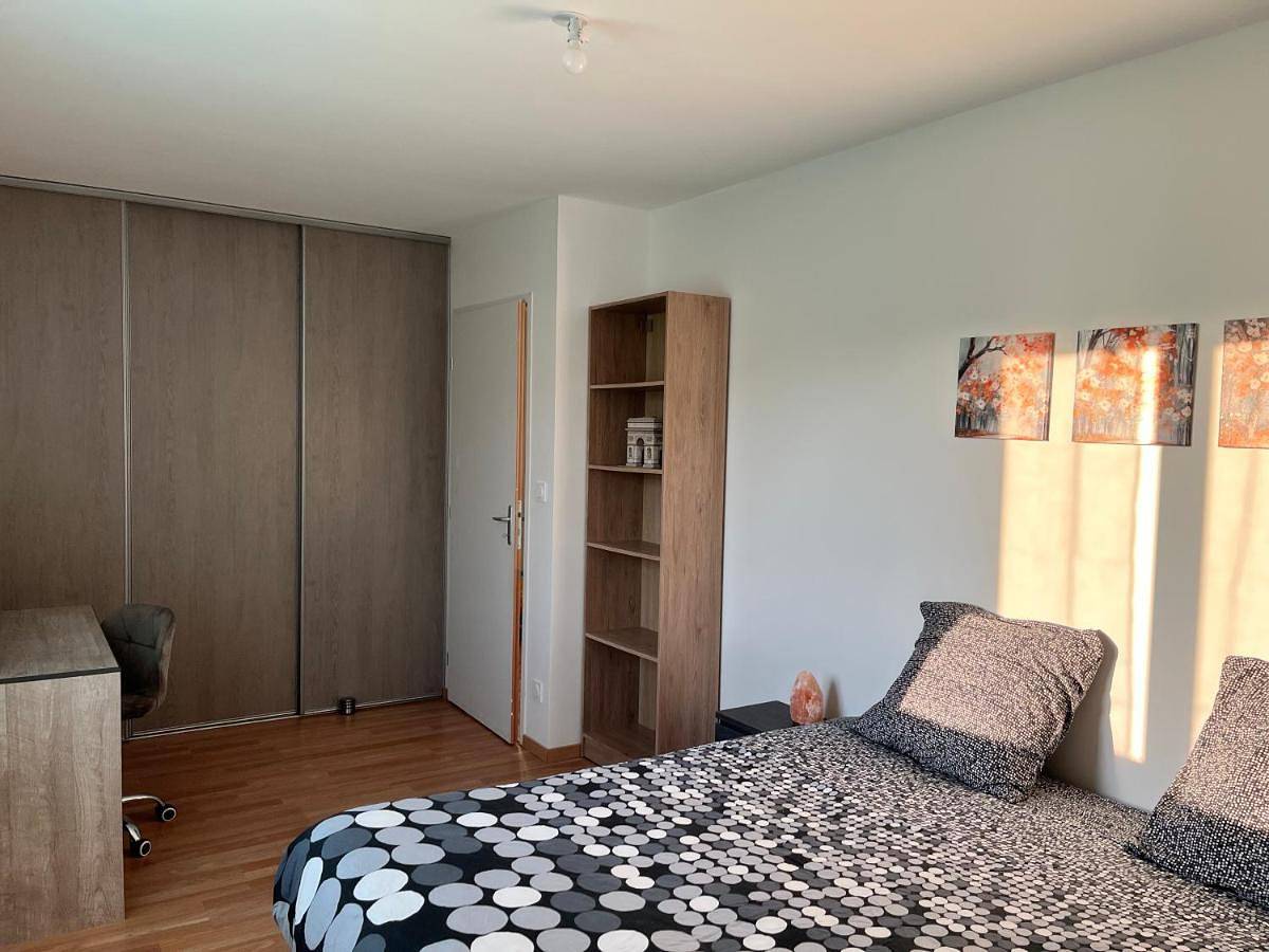 Four-Bedroom House in Les Auxons, Doubs