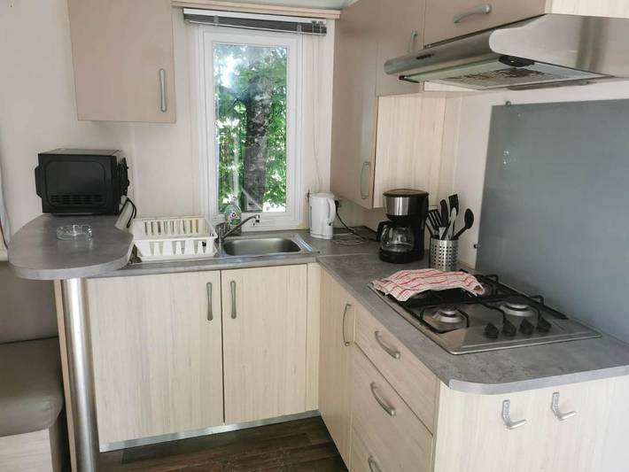 Location de vacances pour 6 personnes, avec Terrasse ainsi que Jardin et Piscine à Verteillac - 2