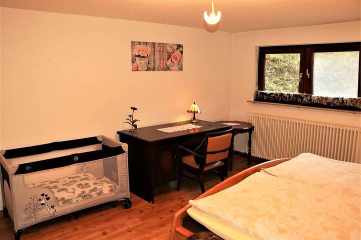 Ferienwohnung für 5 Personen, mit Terrasse und Garten in Müllheim