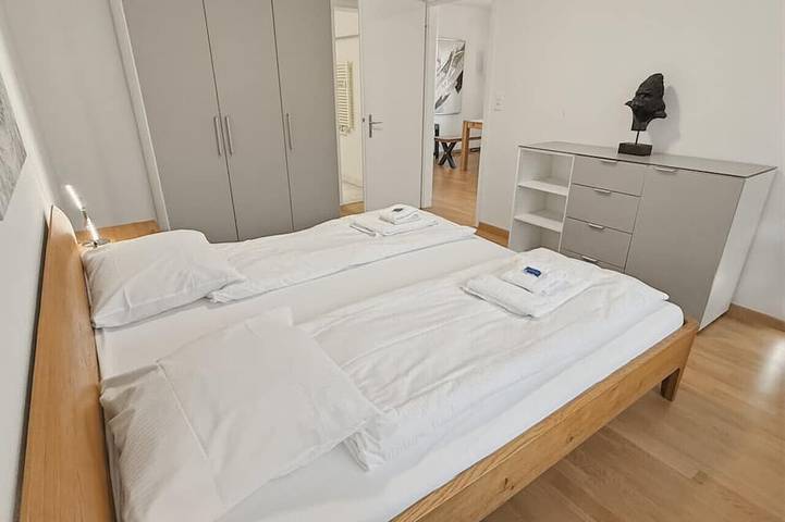 Appartamento intero, Beautiful, quite and very central 2Br flat (Sky6) in Zürich 32 Neumünster, Zurigo