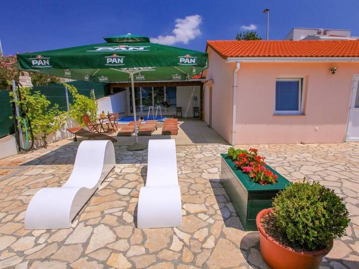 Ferienwohnung für 2 Personen, mit Garten und Pool - 1