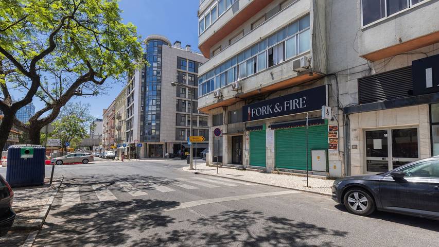 Ganze Wohnung, Ferienwohnung für 4 Personen mit Terrasse in Lissabon, Costa de Lisboa