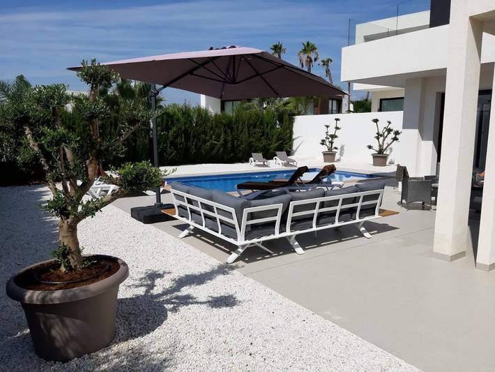 Casa rural para 7 personas, con jardín además de vistas y piscina en San Fulgencio - 2