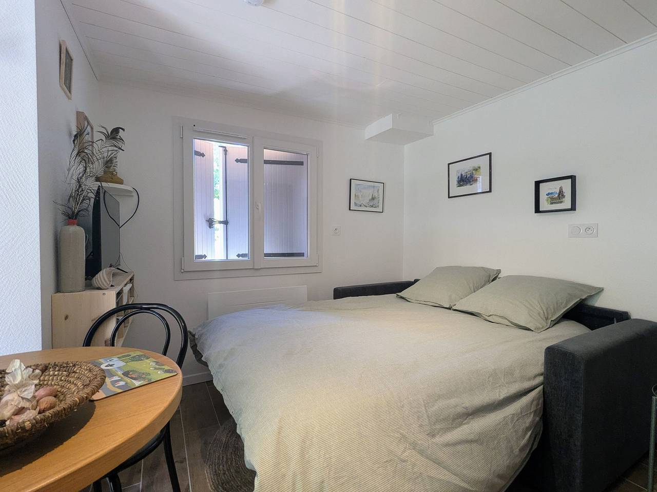 Charming renovated cottage by the Loire for a couple's getaway in Lavoûte-sur-Loire, Massif Central