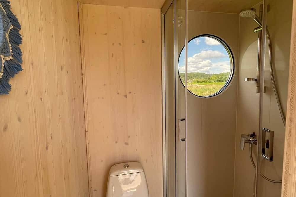 Hébergement Insolite Dans L'esprit Tinyhouse: la Tiny Bulle Pour Deux Personnes in Vignot, Región de Commercy