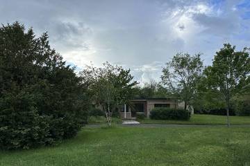 Gîte pour 14 personnes, avec jardin, animaux acceptés à Saint-Pierre-de-Maillé