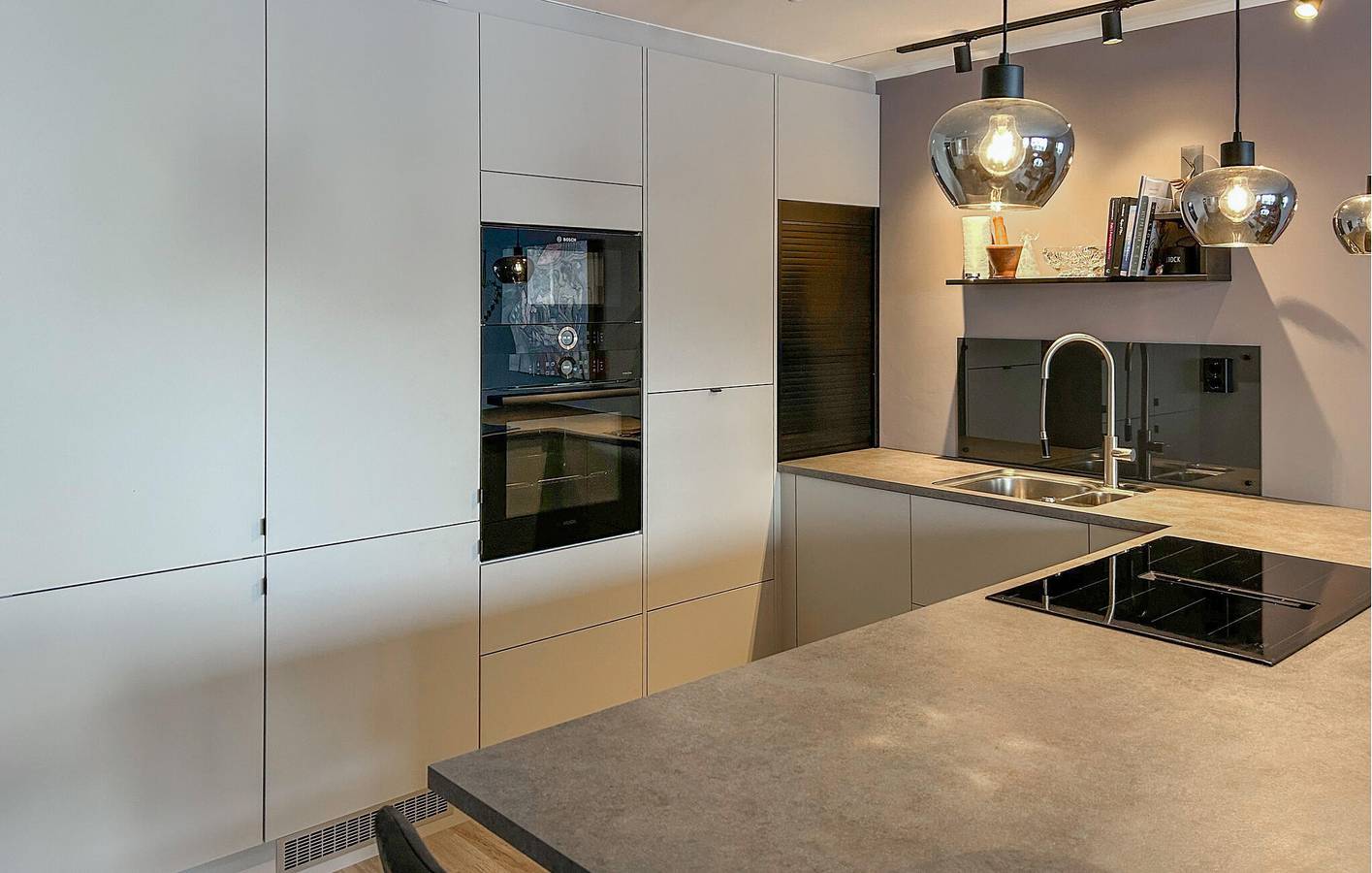 Ganze Ferienwohnung, Ferienwohnung für 4 Personen mit Garten in Rønvik, Bodø